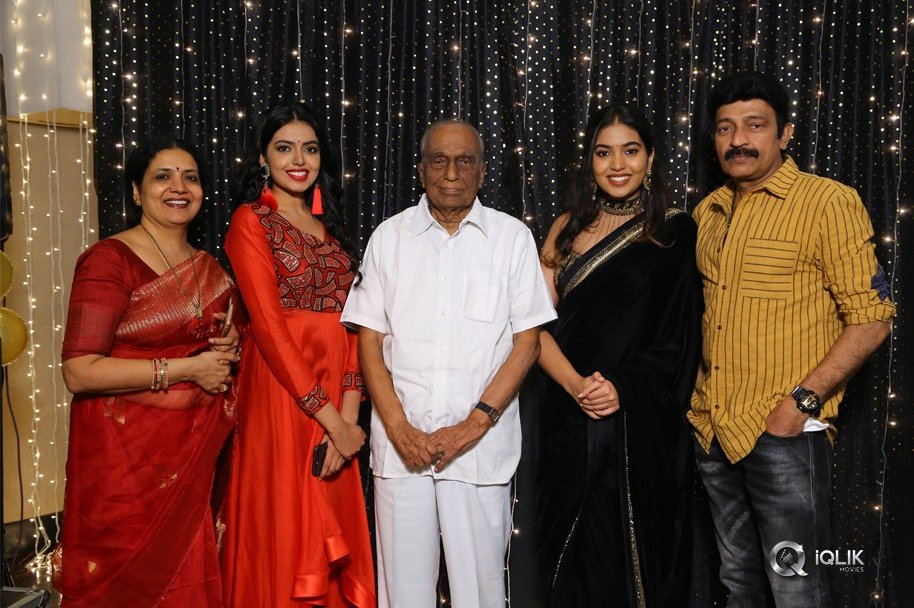 Jeevitha-Rajasekhar-Daughter-Shivatmika-Birthday-Consecrations